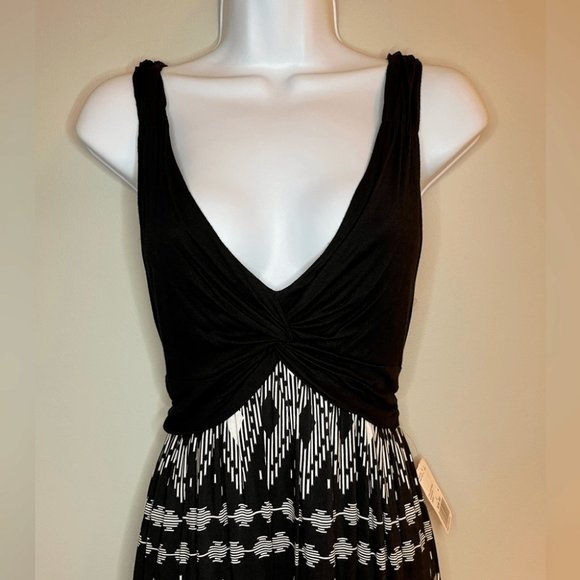 Forever 21 | NWOT Tribal Maxi Dress - Picture 3 of 6
